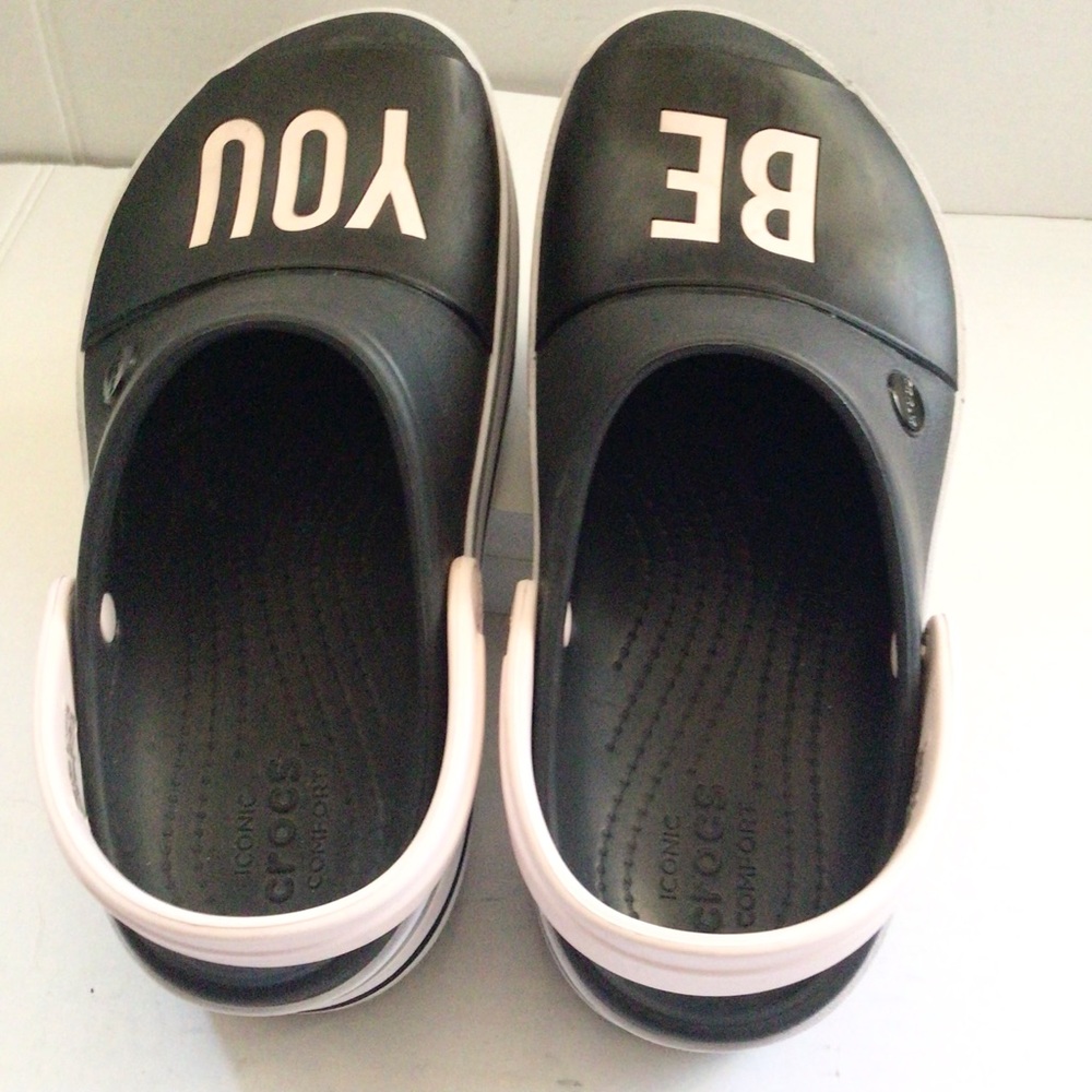 Crocs Platform Clogs - Picture 8 of 9